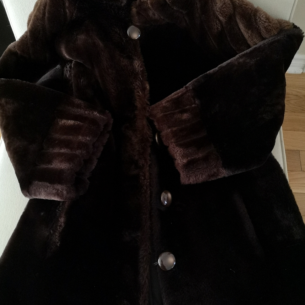 WINTER FUR COAT M/L - Picture 4 of 13